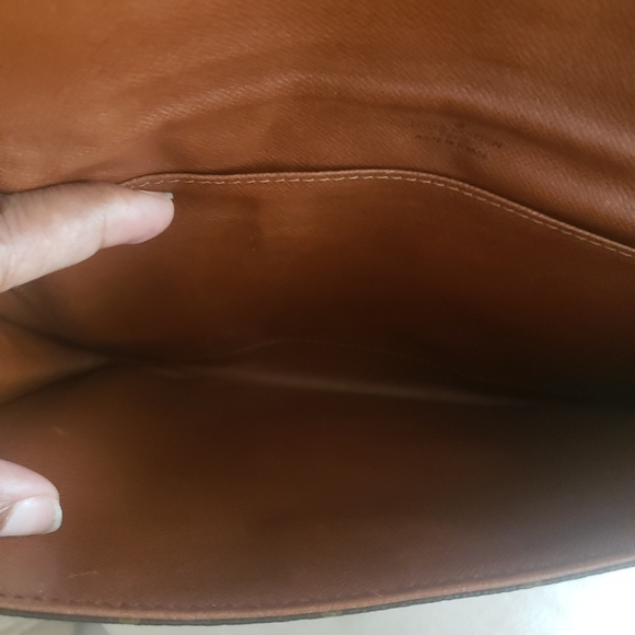 Louis Vuitton Vintage Lena Clutch - Picture 5 of 9